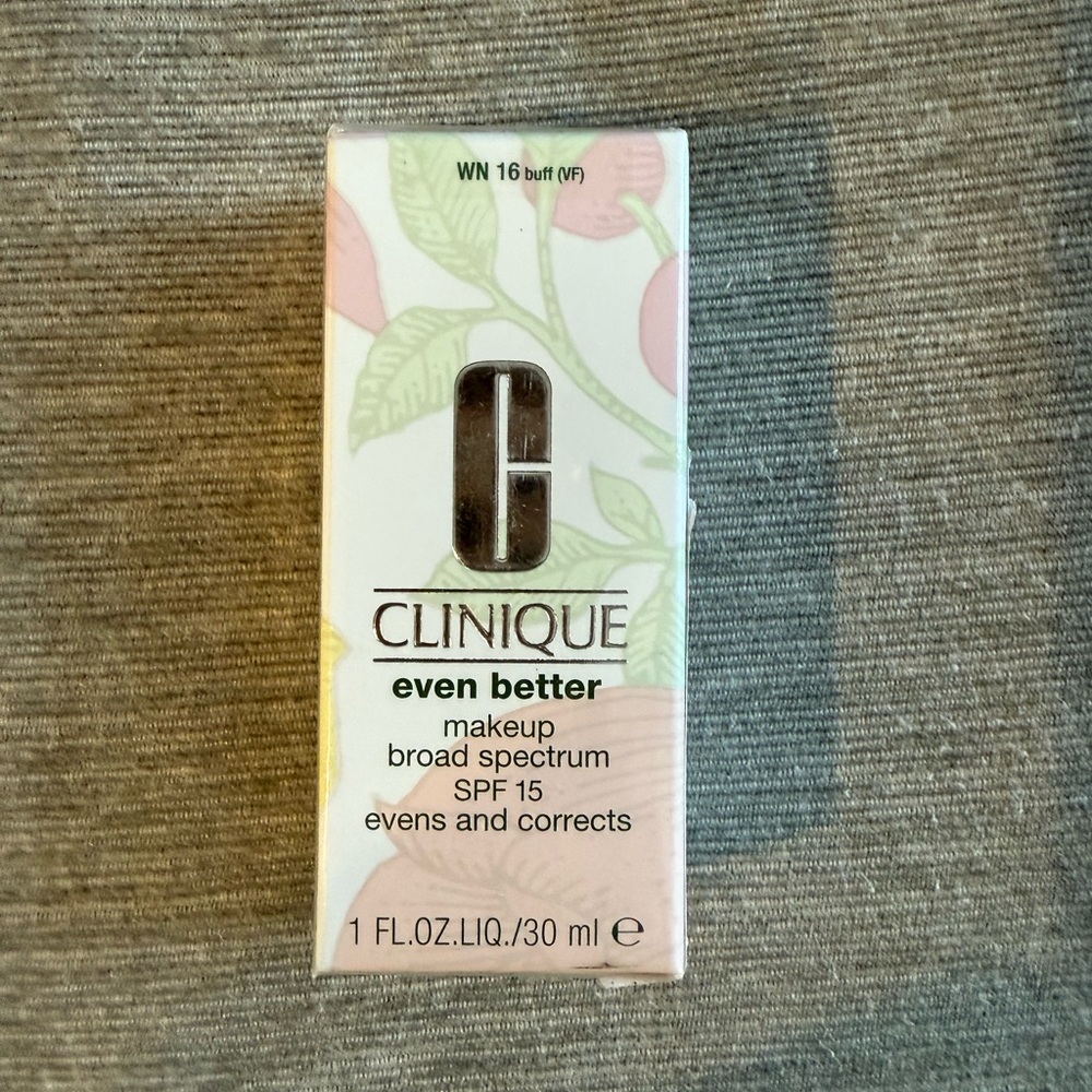 Brand-New Clinique Even Better Makeup SPF 15 - WN16 Buff Shade